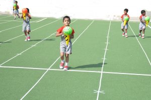 Ice Scoop Race sports